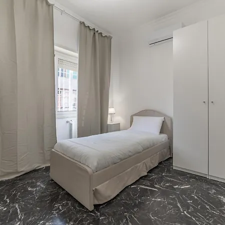 New - Elegant, Modern With Terrace Řím