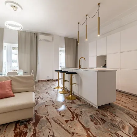 Apartmán New - Elegant, Modern With Terrace